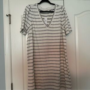 NWT New Loft women’s white black dress size XL short sleeve